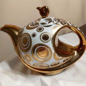 Vintage Tea Pot